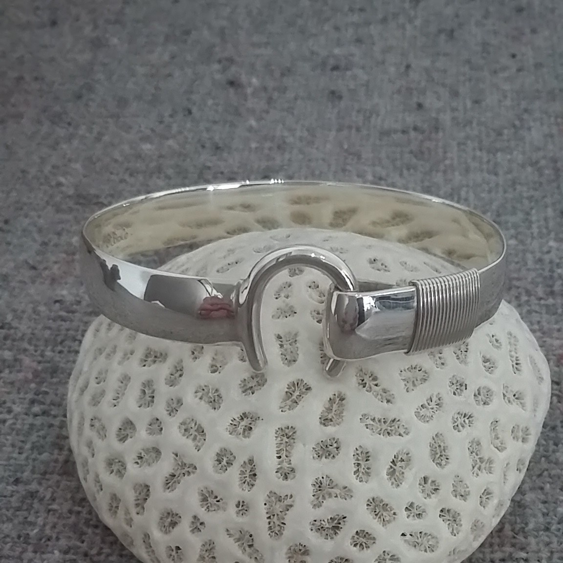 10mm Sterling Silver Hook Bracelet